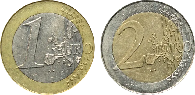 Common sides of the €1 and €2 coins: large numerals beside a map of the then 15 EU states drawn without borders